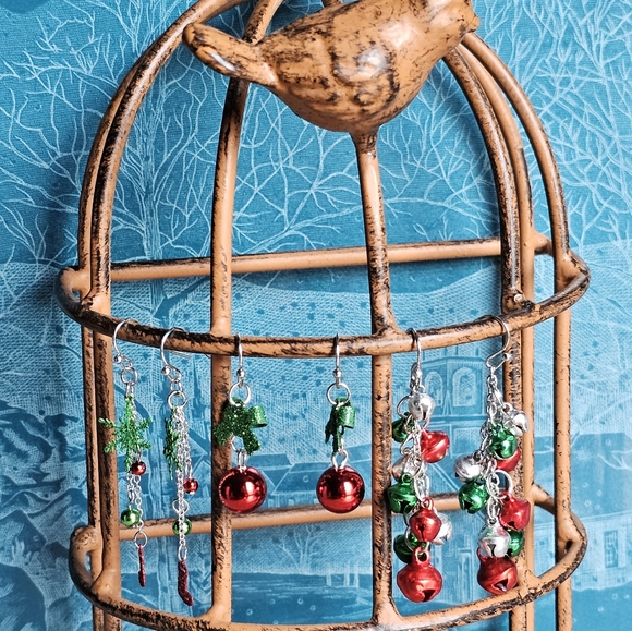 Christmas earrings. Bundle of 3 pair. - Picture 5 of 9